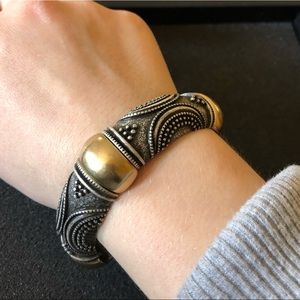 Lia Sophia Silver Gold Kiam Stretch Bracelet